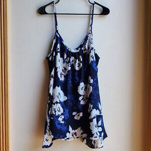 Charming Charlie Blue/White Floral Flowy Tank Top Size Large